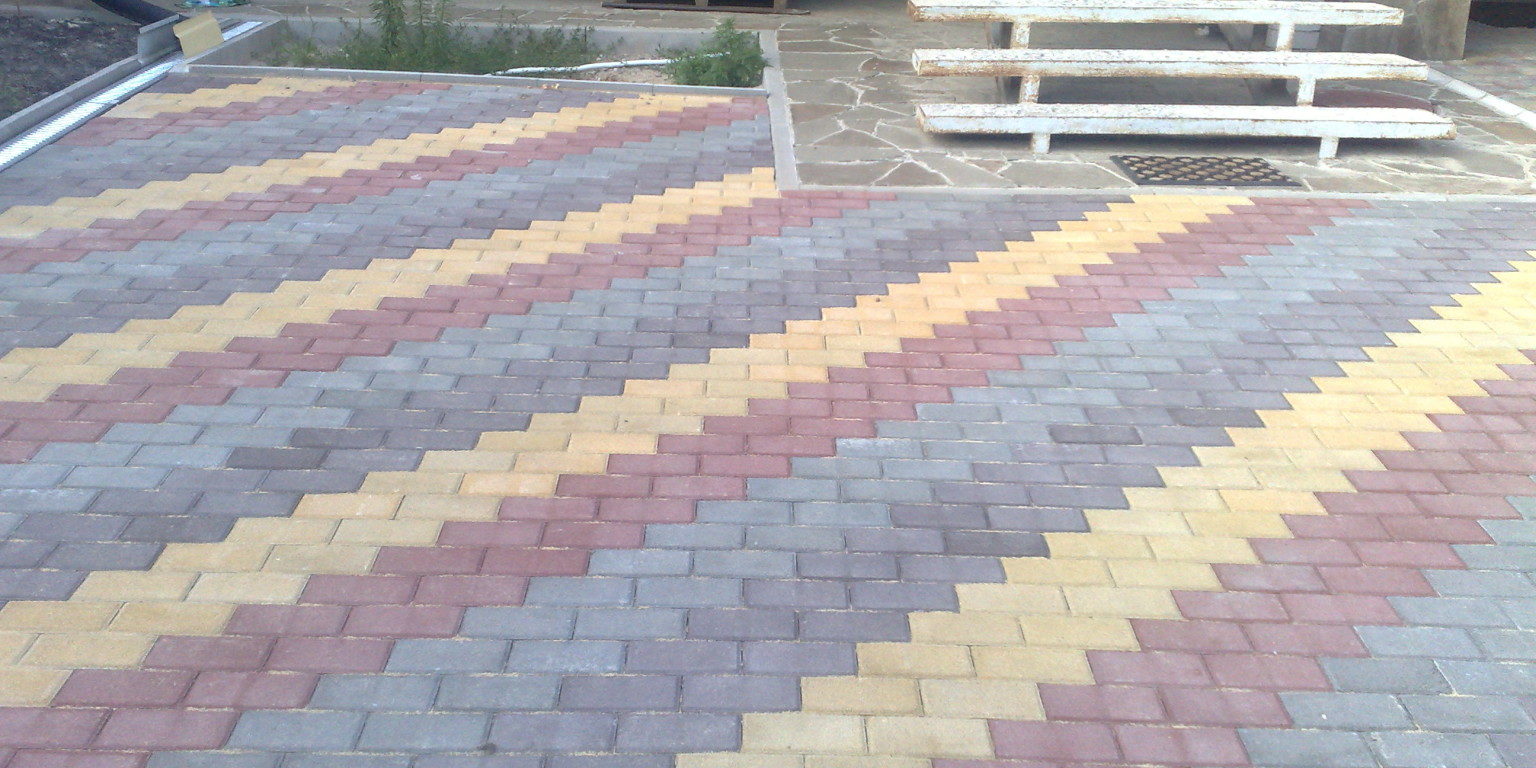 08072013054 укладка тратуарной плитки