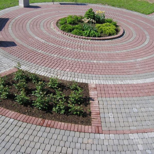 стоимость укладки тротуарной плитки